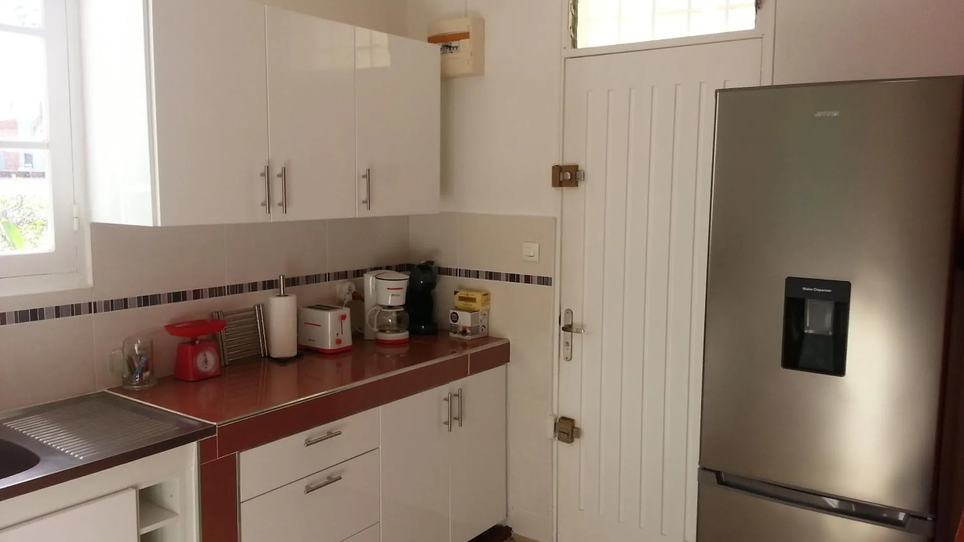 Дом отдыха Villa Iguanina120M2-Wifi-300M Plage-4 Pers Ле-Гозье