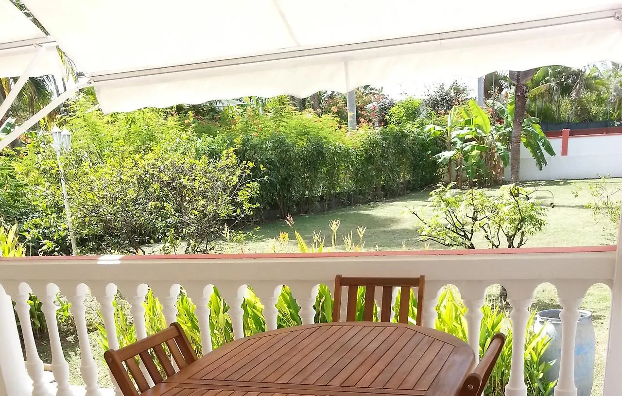 Дом отдыха Villa Iguanina120M2-Wifi-300M Plage-4 Pers Ле-Гозье