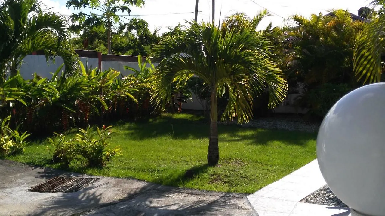 Дом отдыха Villa Iguanina120M2-Wifi-300M Plage-4 Pers Ле-Гозье